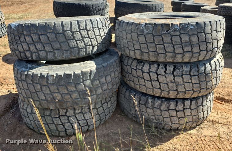 image for item OH9775 (23) 17.5R25 Michelin tires