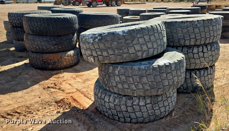 image for item OH9775 (23) 17.5R25 Michelin tires