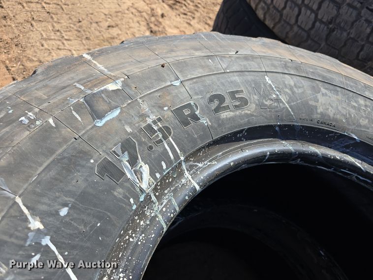 image for item OH9775 (23) 17.5R25 Michelin tires