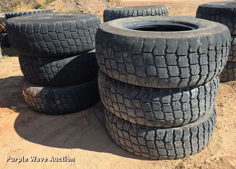 image for item OH9775 (23) 17.5R25 Michelin tires