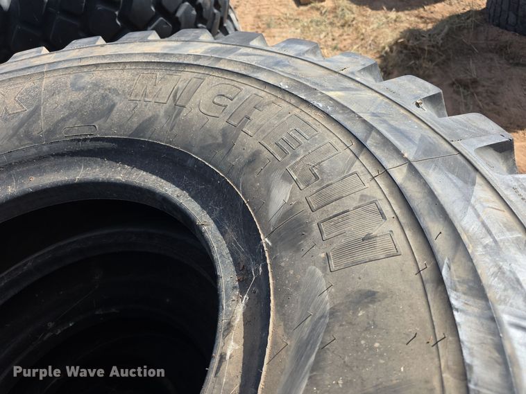 image for item OH9776 (14) tires