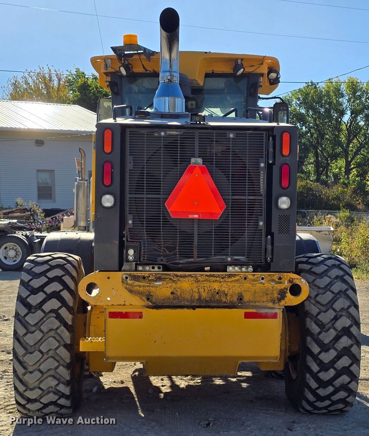 image for item OH9781 2013 John Deere 772GP motor grader