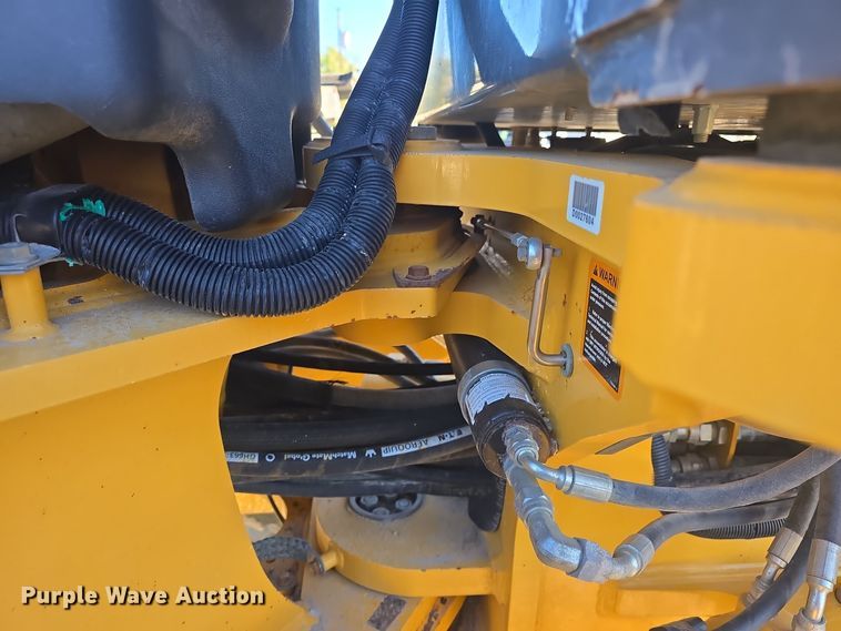 image for item OH9781 2013 John Deere 772GP motor grader