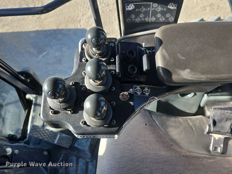 image for item OH9781 2013 John Deere 772GP motor grader