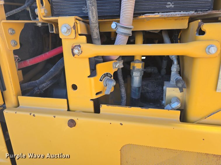 image for item OH9781 2013 John Deere 772GP motor grader