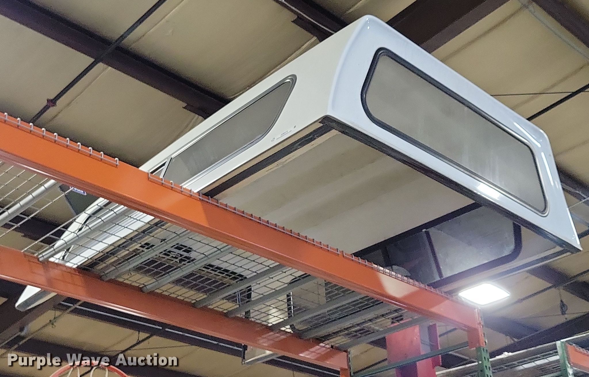 Pickup Topper in Des Moines, IA Item JO9414 for sale Purple Wave