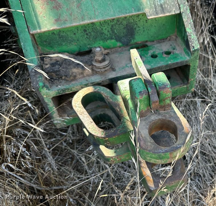 image for item DD3217 1999 John Deere 9300 4WD tractor