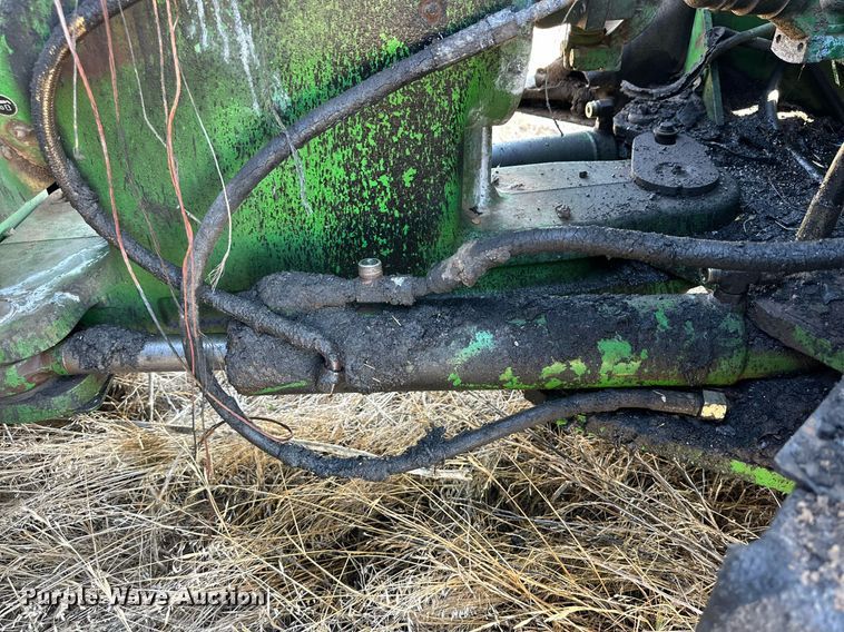 image for item DD3217 1999 John Deere 9300 4WD tractor