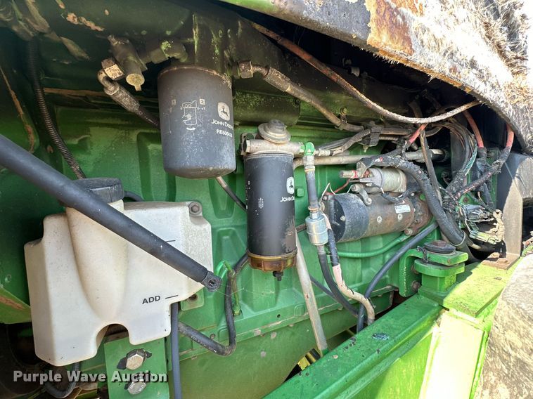 image for item DD3217 1999 John Deere 9300 4WD tractor