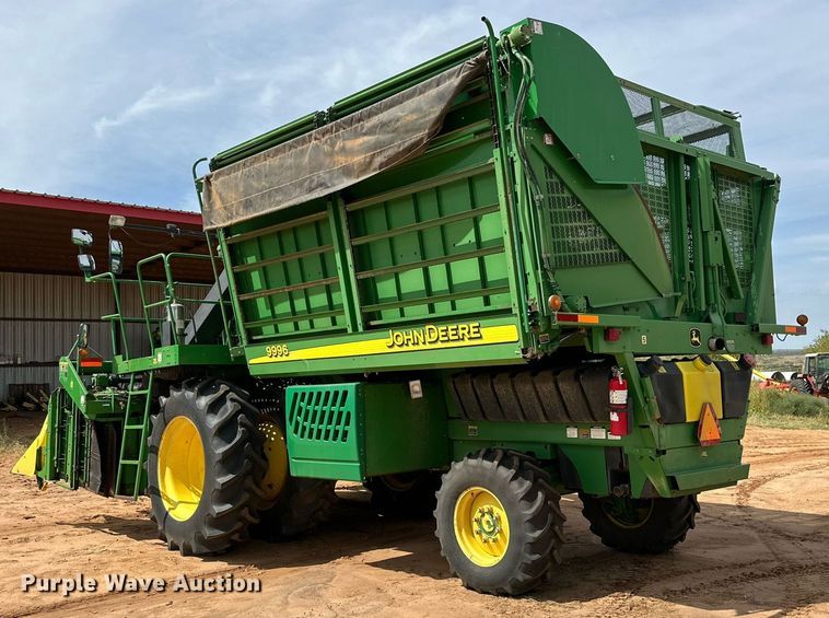 image for item DD3235 2006 John Deere 9996 cotton picker