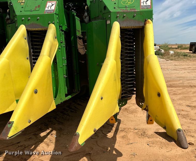image for item DD3235 2006 John Deere 9996 cotton picker