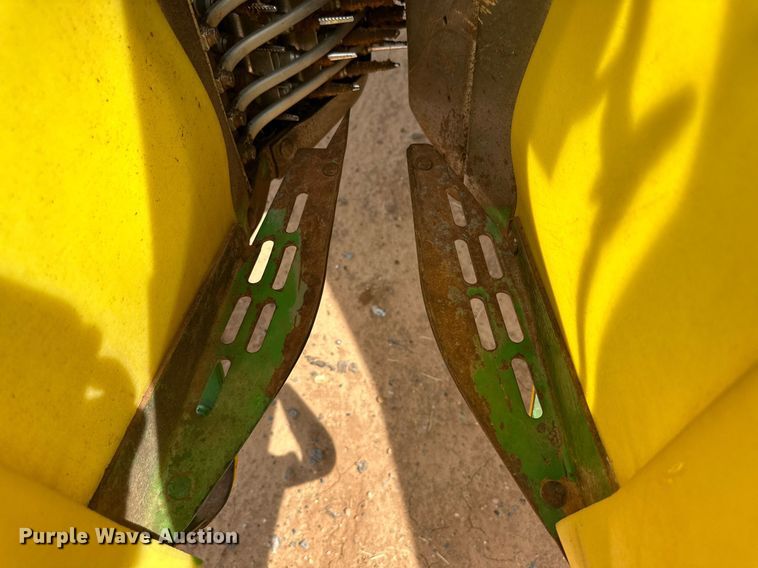 image for item DD3235 2006 John Deere 9996 cotton picker