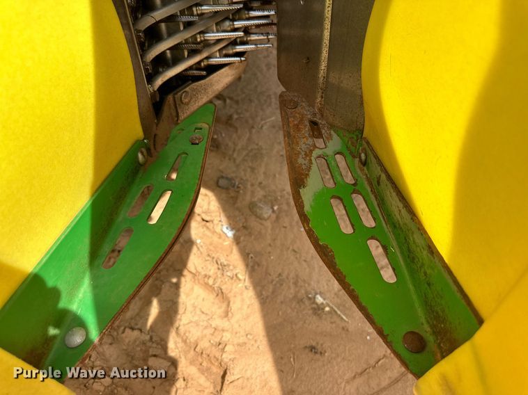 image for item DD3235 2006 John Deere 9996 cotton picker