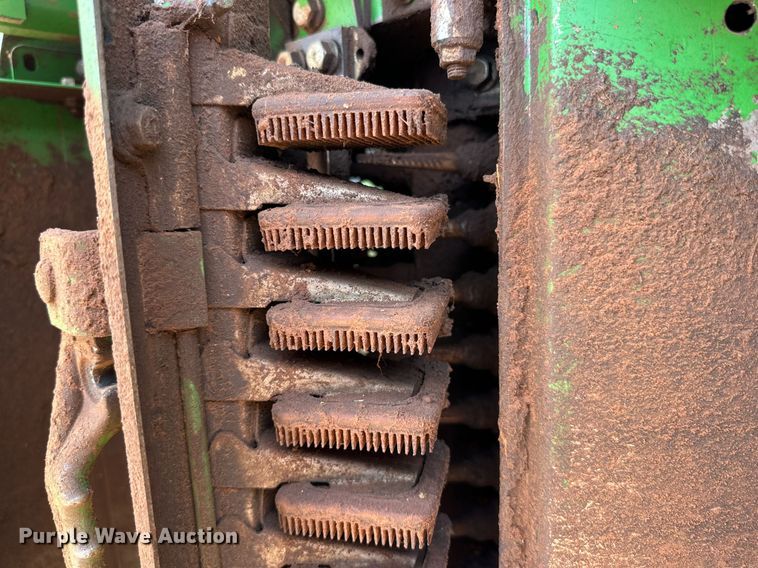 image for item DD3235 2006 John Deere 9996 cotton picker