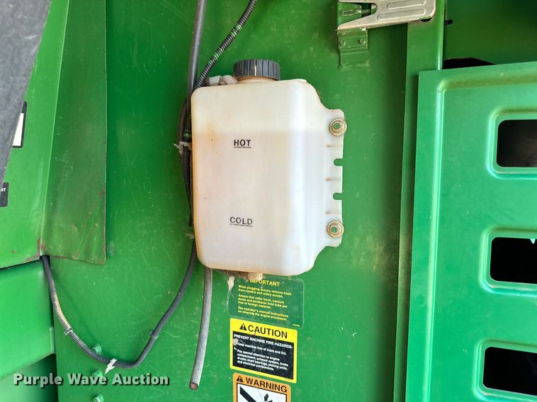 image for item DD3235 2006 John Deere 9996 cotton picker