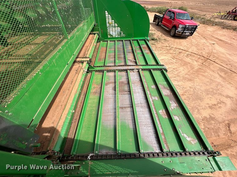 image for item DD3235 2006 John Deere 9996 cotton picker