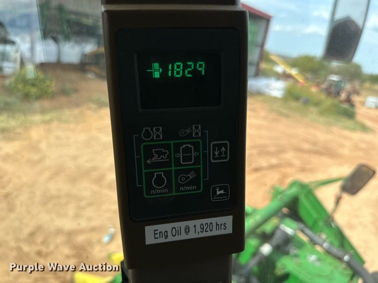 image for item DD3235 2006 John Deere 9996 cotton picker