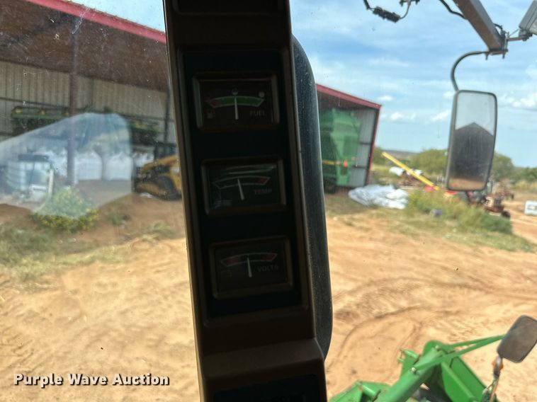 image for item DD3235 2006 John Deere 9996 cotton picker