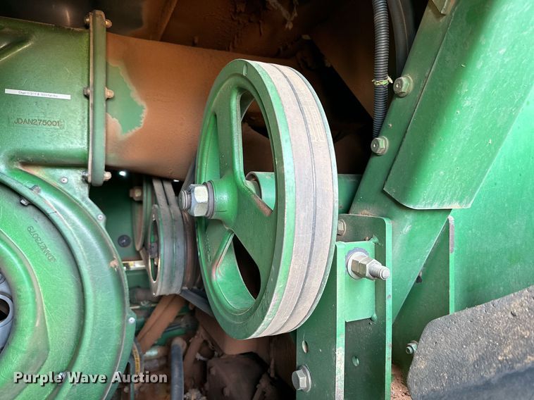 image for item DD3235 2006 John Deere 9996 cotton picker