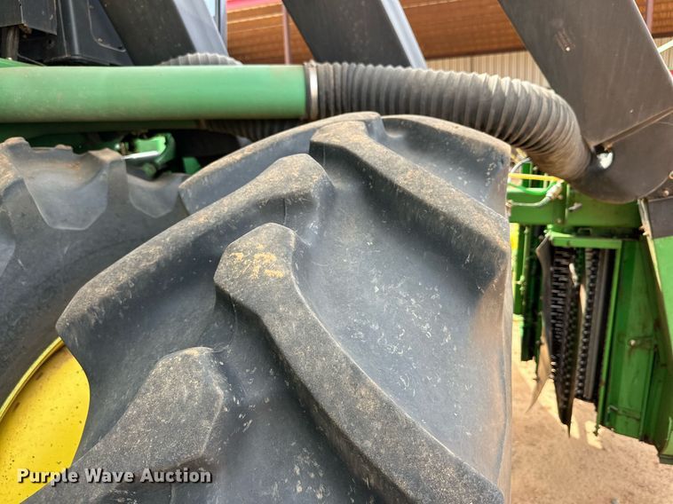 image for item DD3235 2006 John Deere 9996 cotton picker