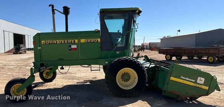 image for item DD3269 1997 John Deere 4890 swather / windrower