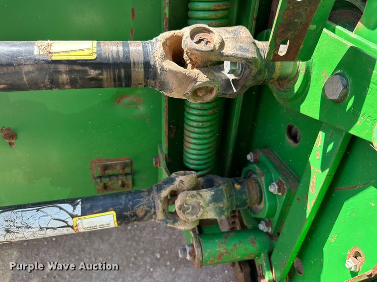 image for item DD3269 1997 John Deere 4890 swather / windrower