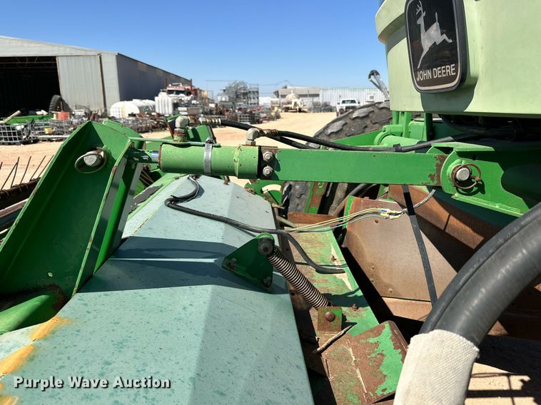 image for item DD3269 1997 John Deere 4890 swather / windrower