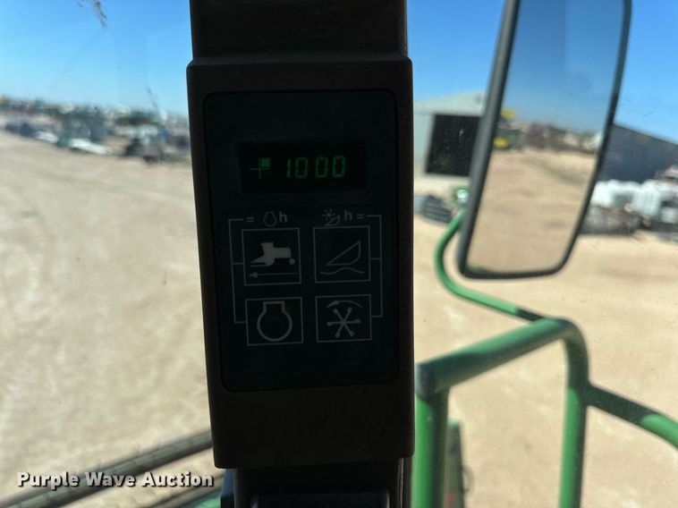 image for item DD3269 1997 John Deere 4890 swather / windrower