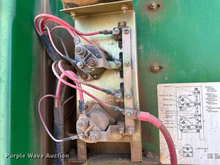 image for item DD3269 1997 John Deere 4890 swather / windrower