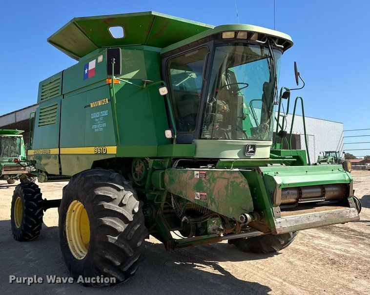 image for item DD3270 1998 John Deere 9610 combine