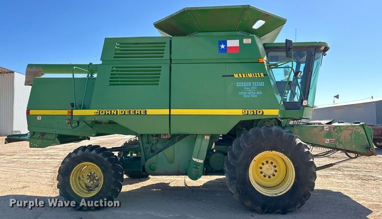 image for item DD3270 1998 John Deere 9610 combine