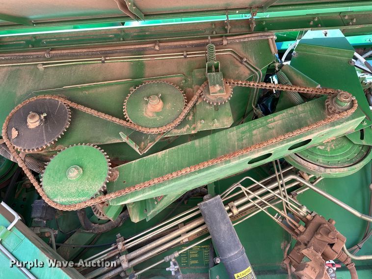 image for item DD3270 1998 John Deere 9610 combine