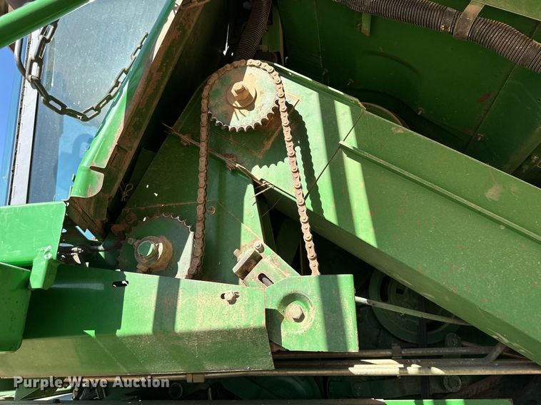 image for item DD3270 1998 John Deere 9610 combine