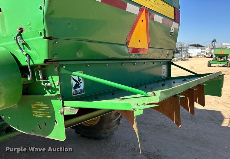 image for item DD3270 1998 John Deere 9610 combine