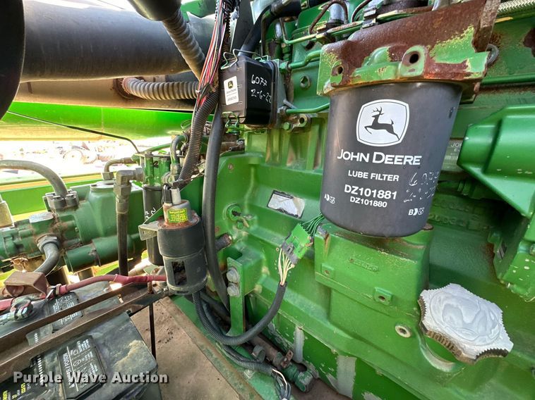 image for item DD3270 1998 John Deere 9610 combine