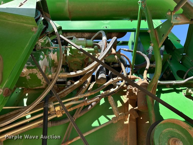 image for item DD3270 1998 John Deere 9610 combine