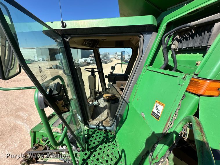image for item DD3270 1998 John Deere 9610 combine