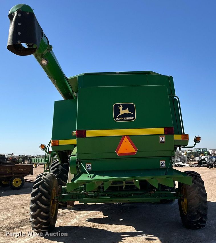 image for item DD3271 1998 John Deere 9610 combine