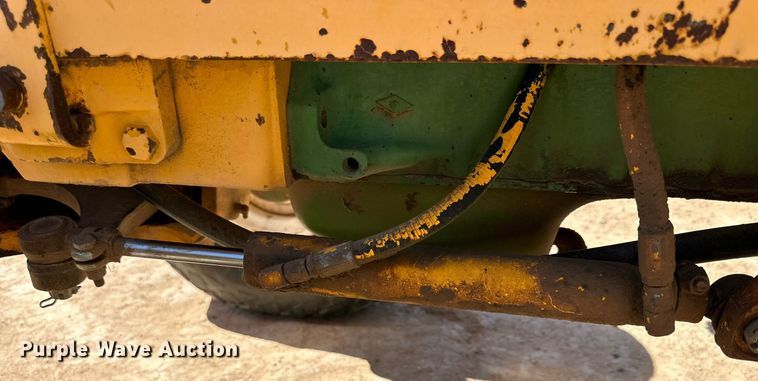 image for item DD3273 1978 John Deere 480-B forklift