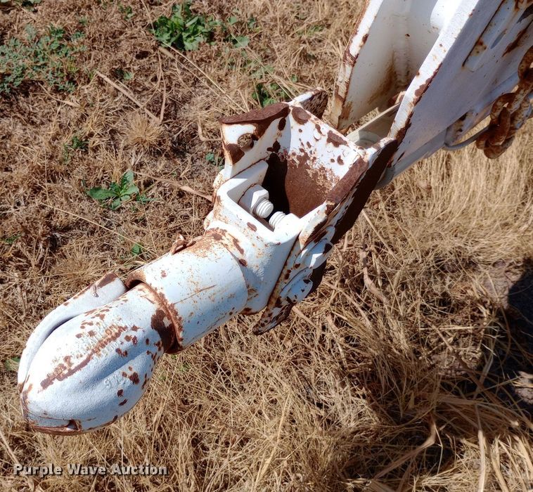 image for item DH1382 Channel GW-150 seed tender