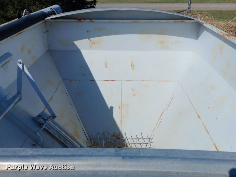 image for item DH1382 Channel GW-150 seed tender