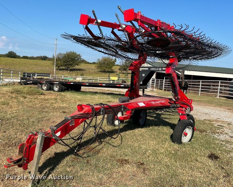 image for item DO7484 2021 Enorossi Maximus 14HSI hay rake