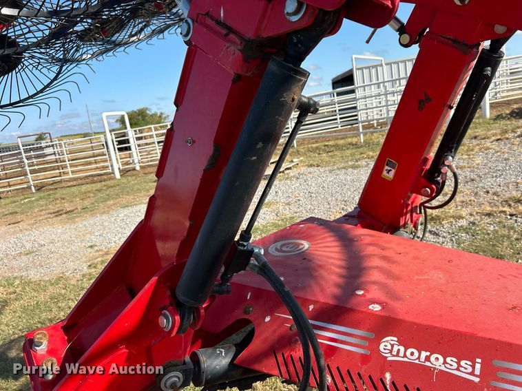 image for item DO7484 2021 Enorossi Maximus 14HSI hay rake