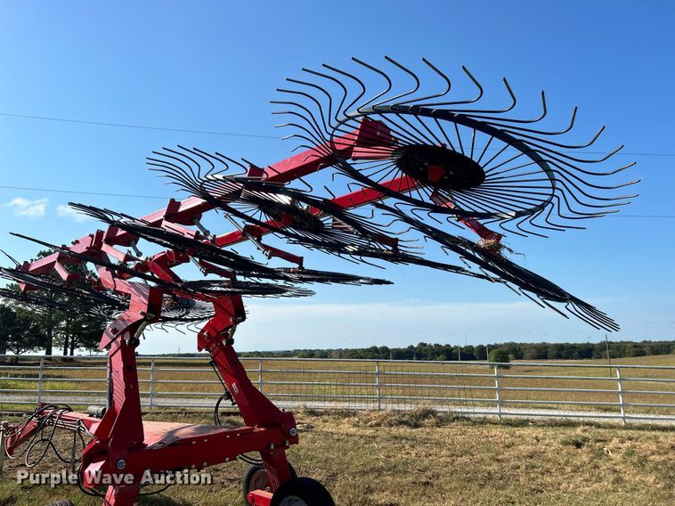 image for item DO7484 2021 Enorossi Maximus 14HSI hay rake