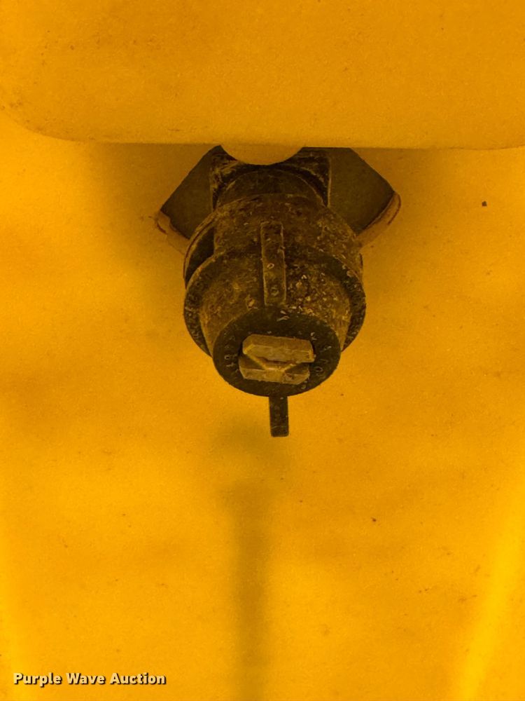 image for item DQ3680 Willmar Fabrication  0904330 hooded sprayer