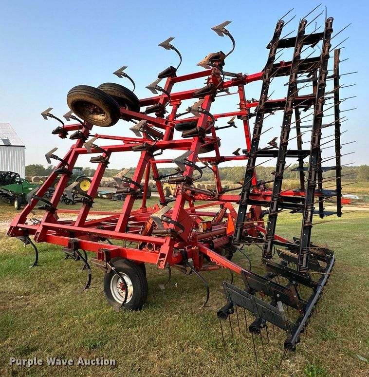 image for item DR2591 Case  4800 field cultivator