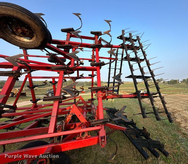 image for item DR2591 Case  4800 field cultivator