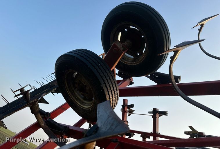 image for item DR2591 Case  4800 field cultivator