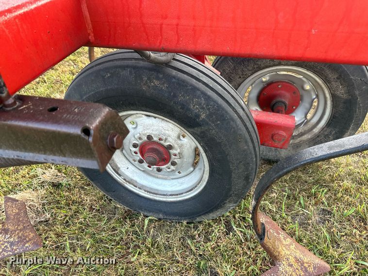 image for item DR2591 Case  4800 field cultivator