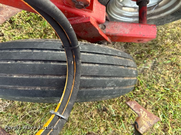 image for item DR2591 Case  4800 field cultivator